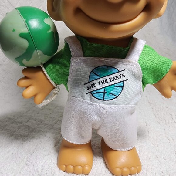 Vintage Russ "Save the Earth" Troll-YELLOW HAIR-Includes Globe - Picture 2 of 4